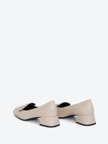 Dècollettè Rose Stud con pattina
