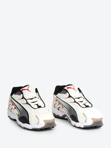 Sneakers Inhale white