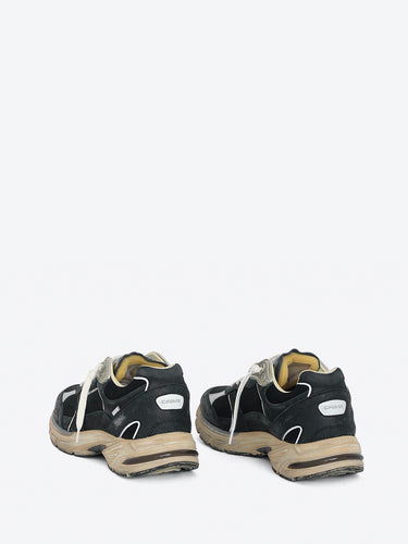 Fugitive 9094 Smoky Black