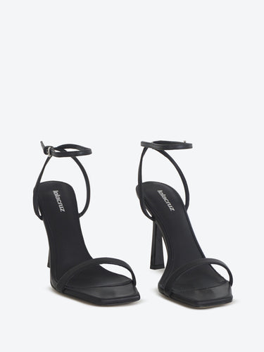 Lola Cruz sandlo Cecilie 95