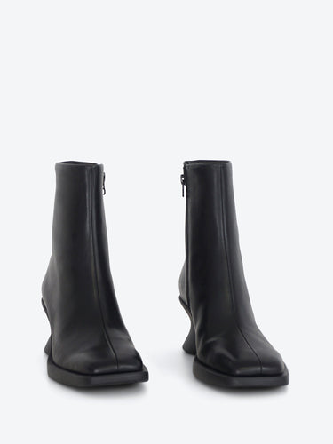 Camper stivaletto in pelle nera